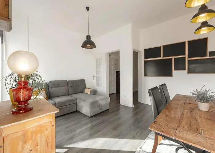 Casa Da Estacao * Caldas Da Rainha